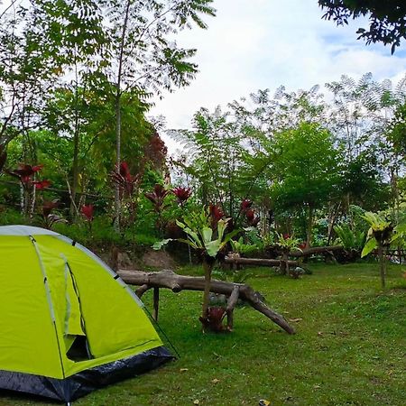 Hotel Tapian Asri Camp Bukittinggi Exterior foto